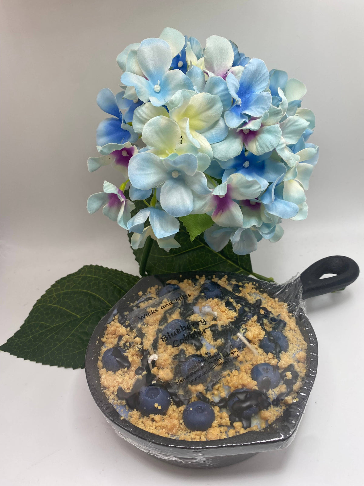 🫐8 oz Blueberry Cobbler Cast Iron Skillet Candle🍳