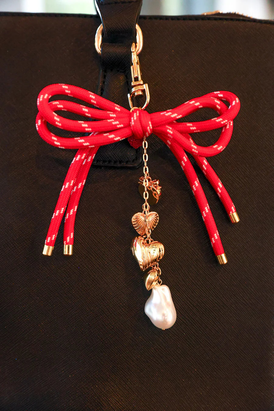 Festive Ribbon & Bows 18kt Gold Bag Charm