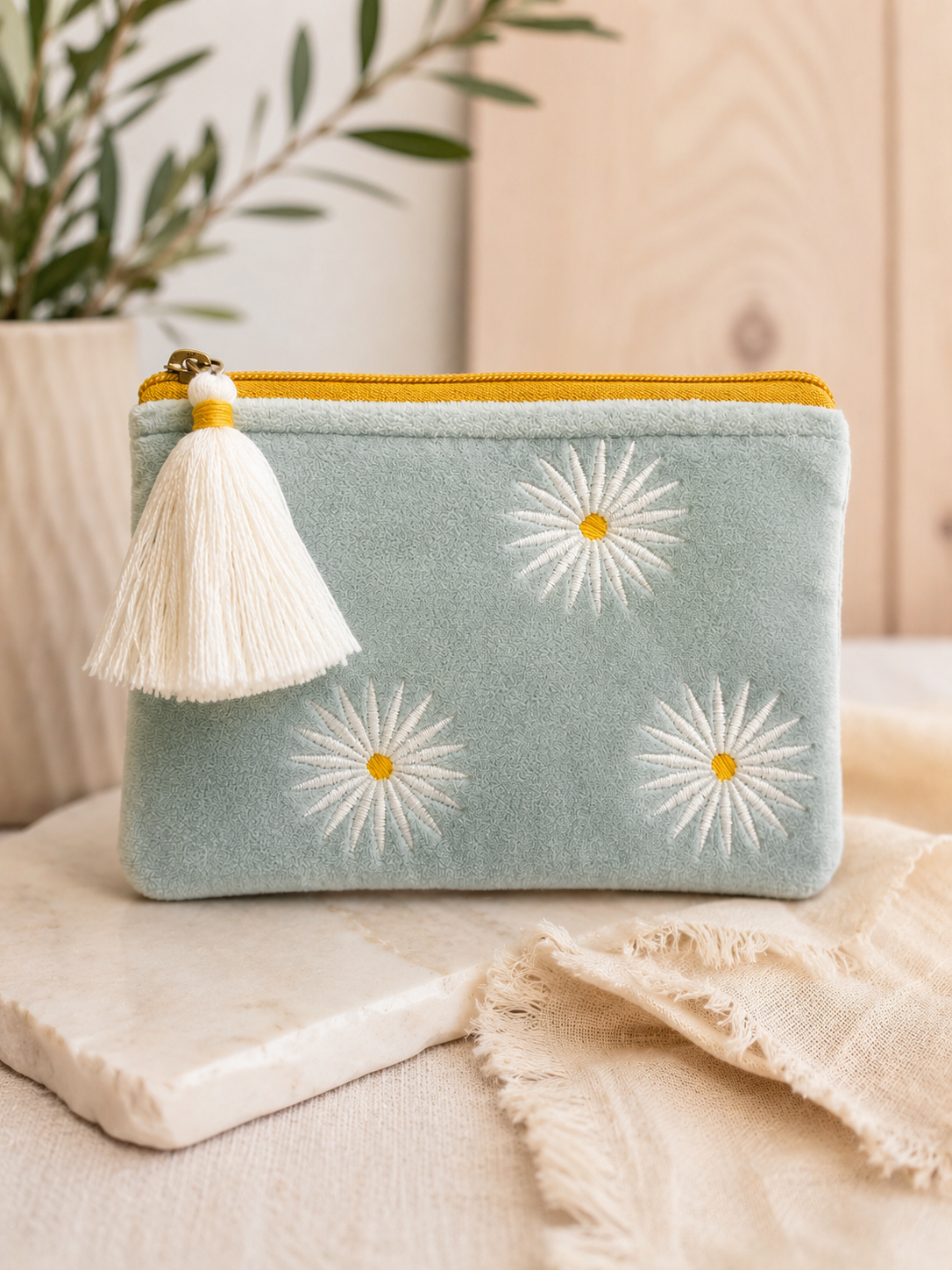 Daisy Mae Coin Purse