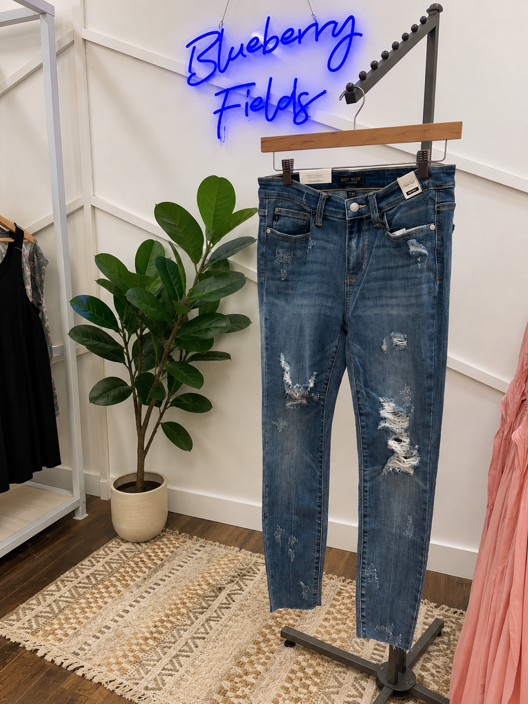 Judy Blue Mid Rise Distressed Skinny