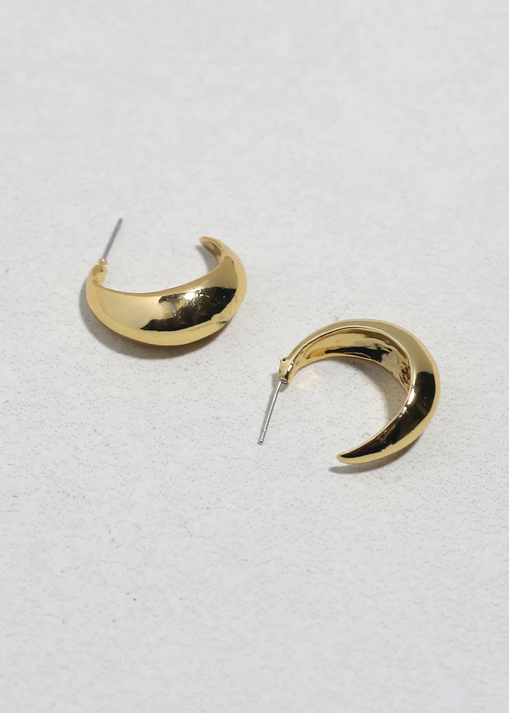 Luna Curve Half Moon Earrings